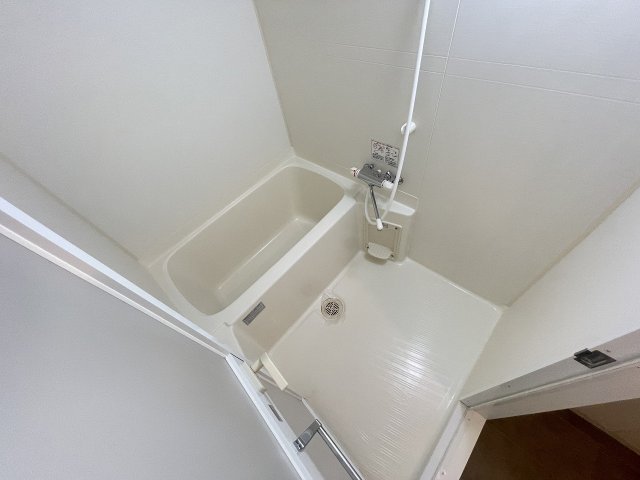 バス・シャワールーム　お風呂で日々の疲れを落としましょう