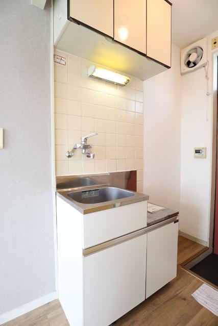 キッチン　キッチン　※同物件・同仕様画像