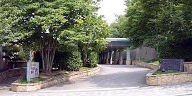 その他　箕面市立聖苑（その他）まで869m