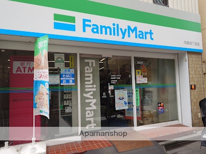 コンビニ　ファミリーマート 向島四丁目店（コンビニ）まで355m