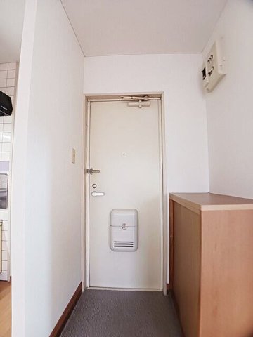 玄関　明るい玄関です