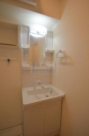 洗面設備　使いやすい独立洗面台☆