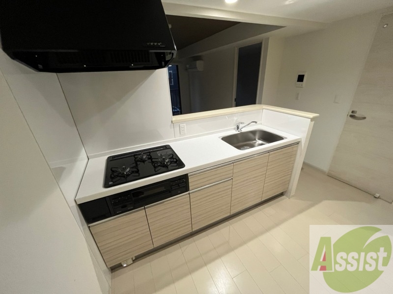 キッチン　キッチンはスペースも広々していて使いやすそうですよ！