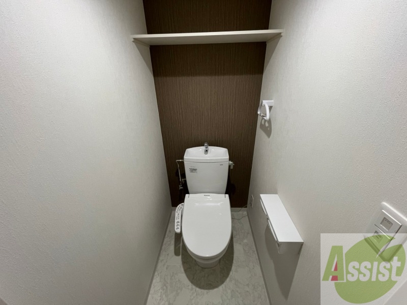 トイレ　こちらはトイレです。清潔感があり、安心して使用できます。