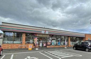 コンビニ　セブンイレブン札幌北郷6条店（コンビニ）まで177m