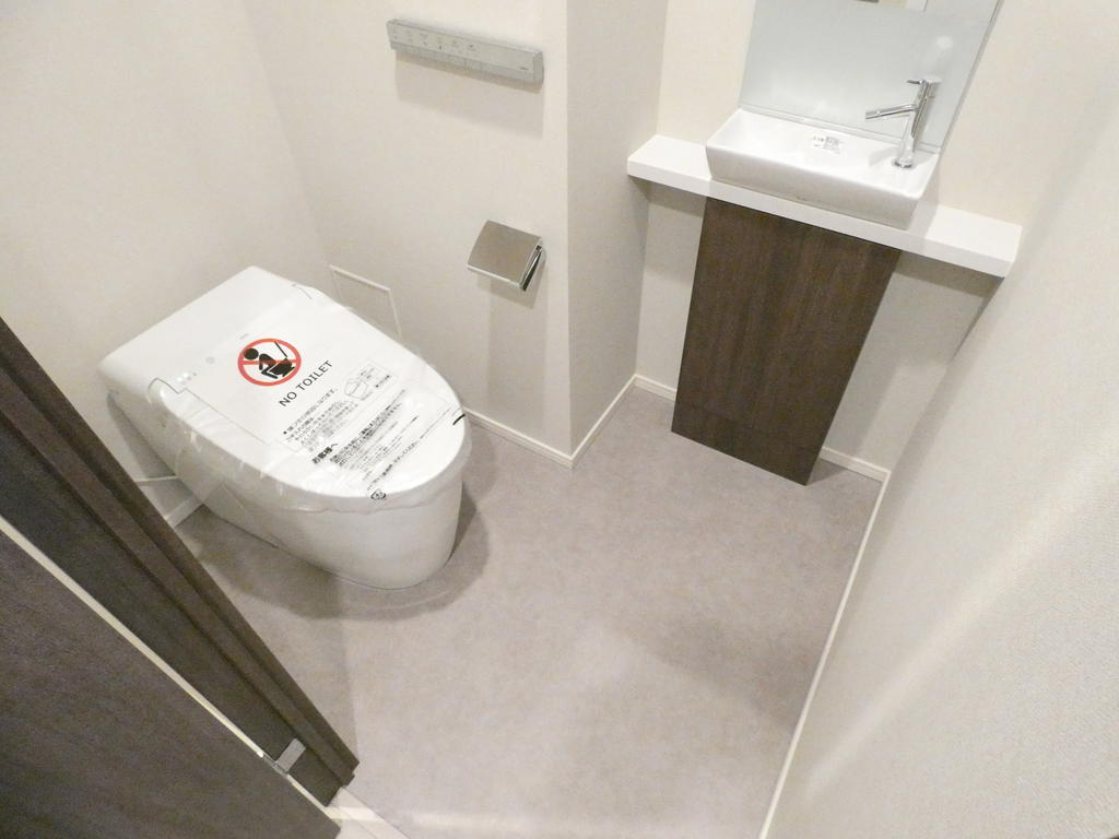 トイレ　※別室参考写真