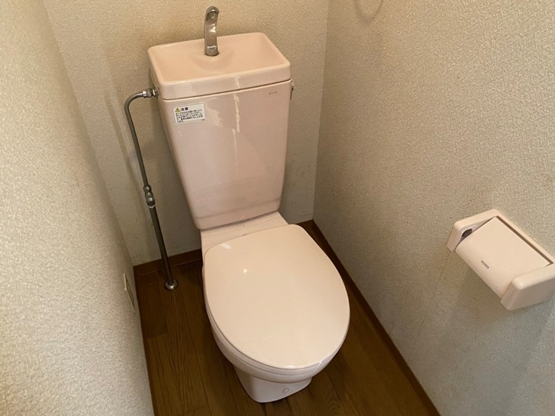 トイレ　別部屋参考写真