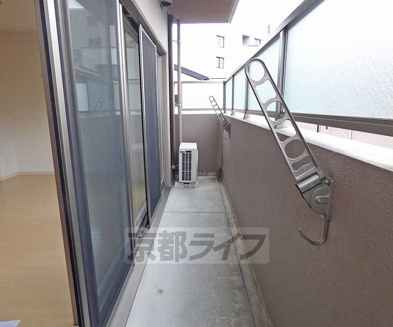 バルコニー　綺麗なバルコニーです。