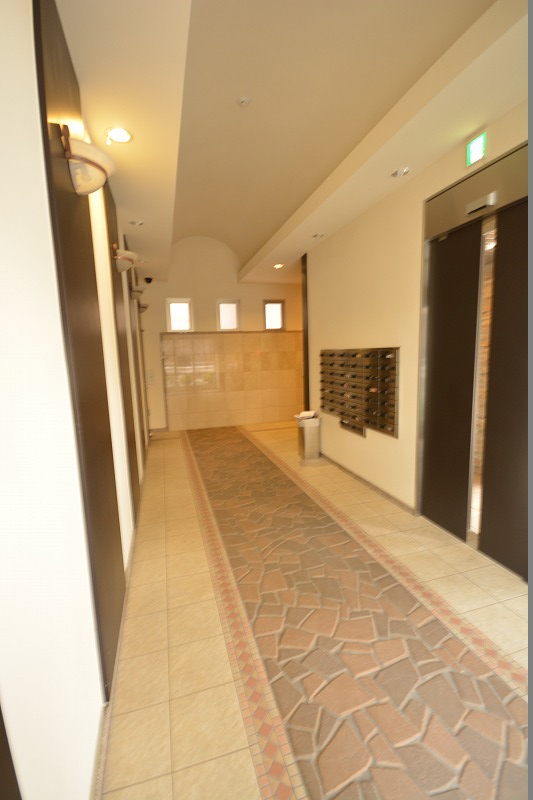 ロビー　アリス・マナーガーデン谷町　ロビー