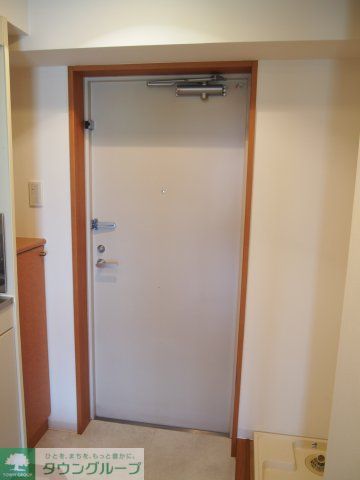 玄関　※参考写真