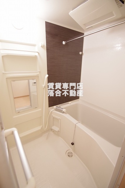 バス・シャワールーム　ゆったり過ごせるお風呂