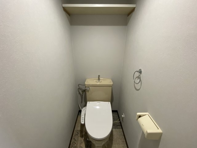トイレ　落ち着いたトイレです