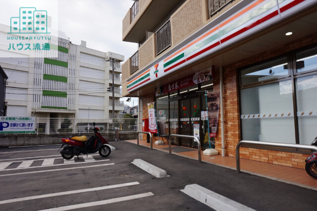 コンビニ　セブンイレブン長崎清水町店（コンビニ）まで274m