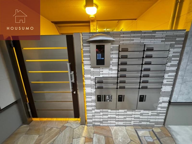 エントランス　ゆとりのあるエントランスです