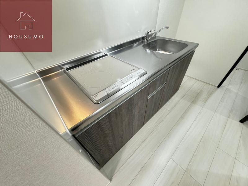 キッチン　コンパクトなキッチンで掃除もラクラク