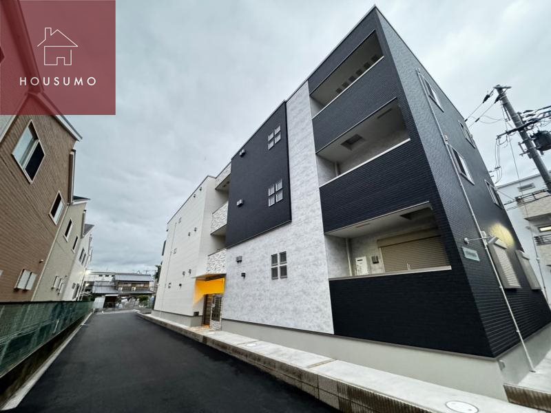 建物外観　落ち着いた雰囲気の外観です