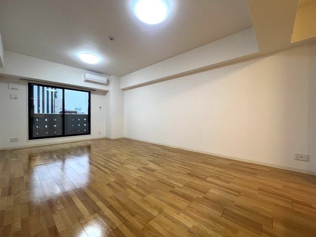 居室・リビング　※写真は同じマンションの違う部屋のものになります。