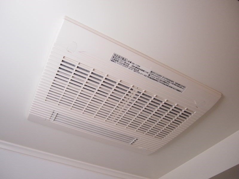 バス・シャワールーム　浴室乾燥機