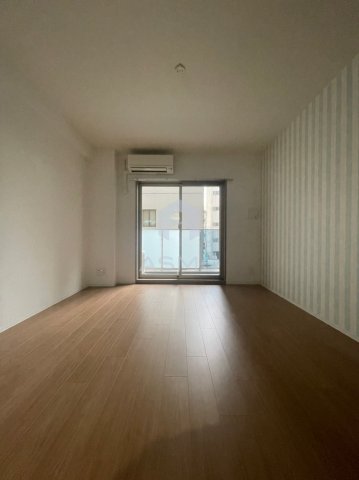 居室・リビング　同マンション、別部屋参考写真