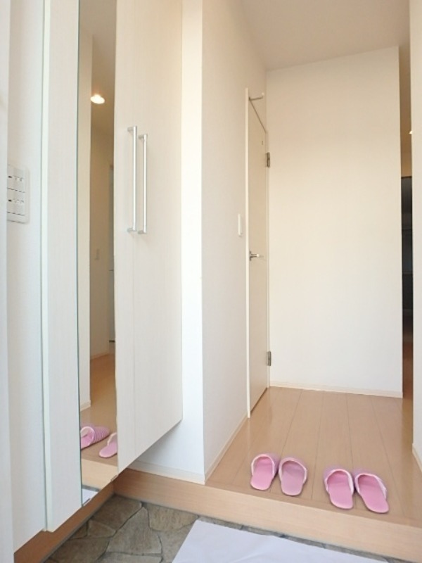 玄関　図面と現状に相違がある場合には現状を優先