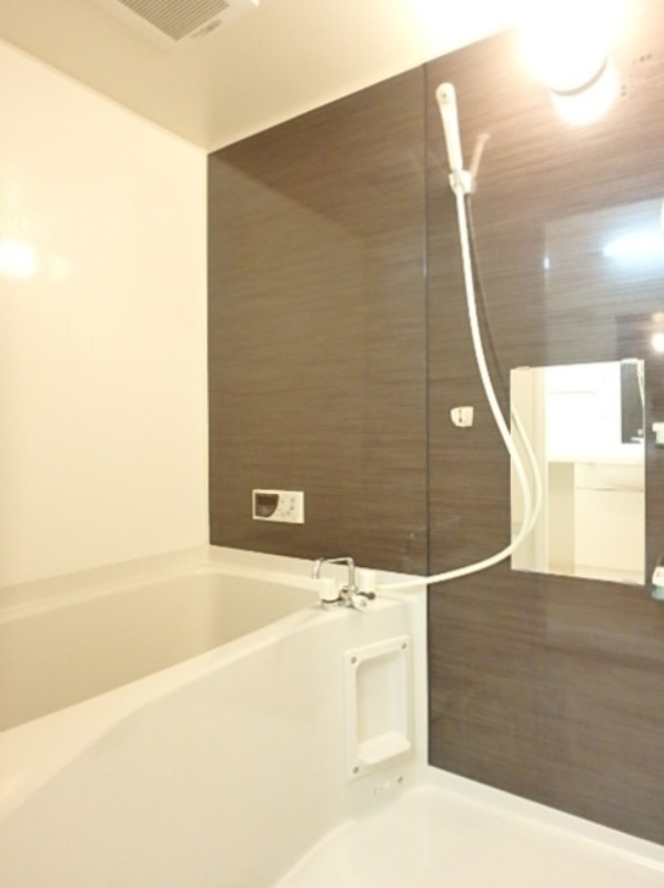 バス・シャワールーム　図面と現状に相違がある場合には現状を優先