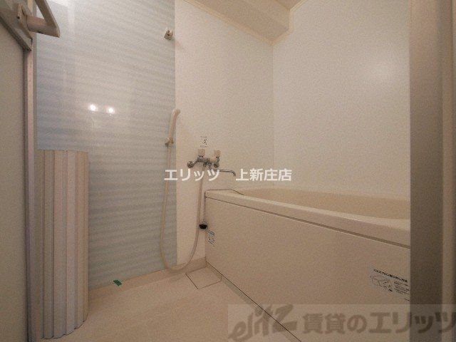 バス・シャワールーム　洗面