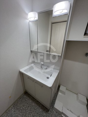洗面設備　ラモーナ桃谷　洗面化粧台