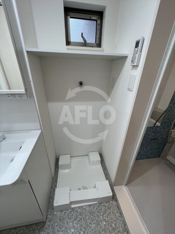 その他設備　ラモーナ桃谷　洗濯機置場