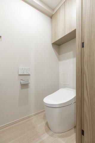 トイレ　別部屋参考写真