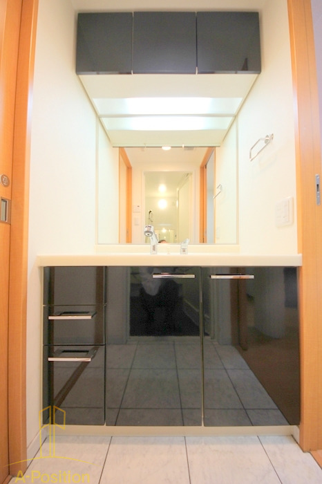 洗面設備　リーガル江戸堀