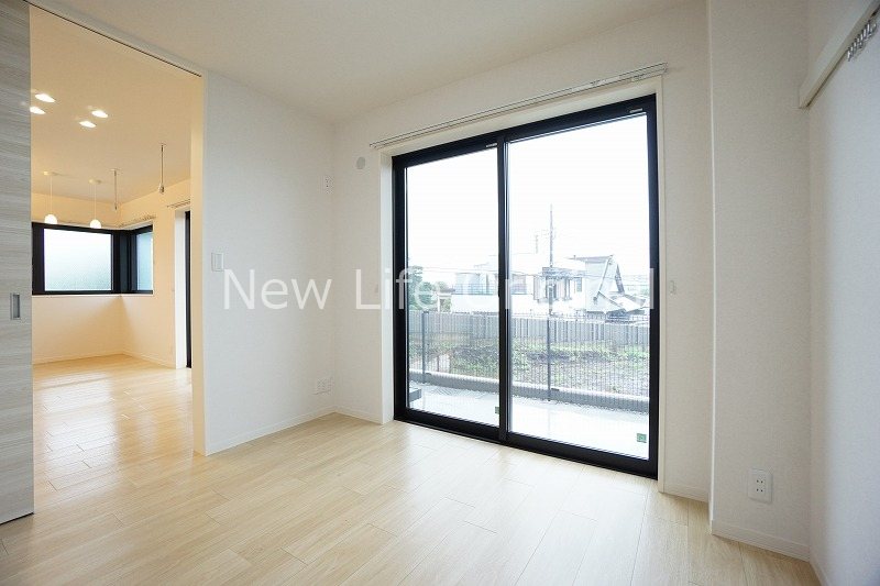 その他部屋・スペース　落ち着いた雰囲気で寝室向きのお部屋です☆