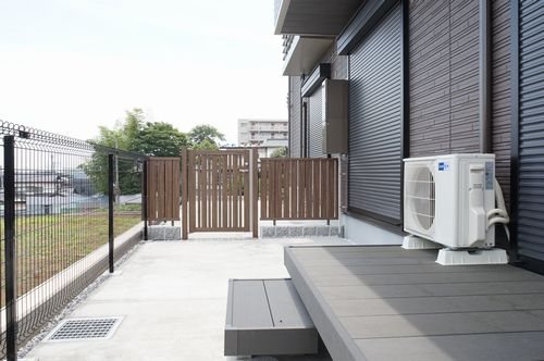 バルコニー　広い専用庭付きです☆