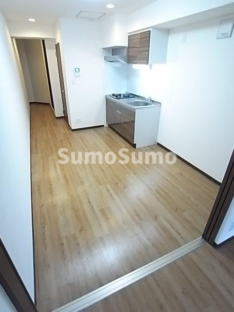 居室・リビング　こちらのリビングで趣味の時間をお楽しみください