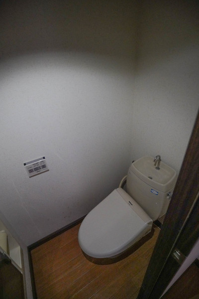 トイレ　同じ建物の別なお部屋