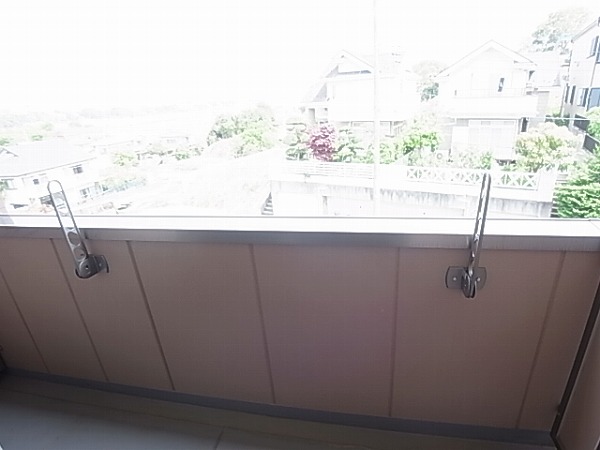 バルコニー　同物件・別部屋写真