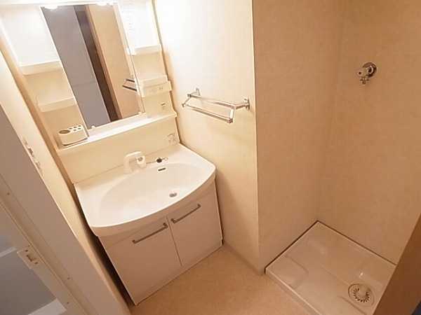 洗面設備　同物件・別部屋写真