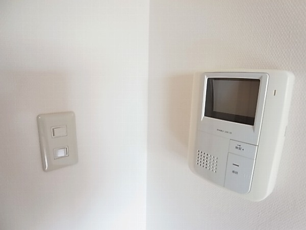 セキュリティ　同物件・別部屋写真