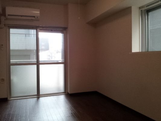 居室・リビング　二面採光です。（同タイプイメージです。）