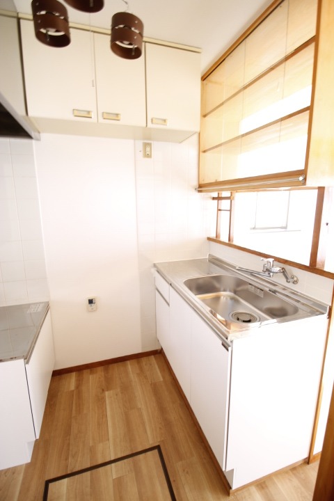 キッチン　※別号室キッチン写真