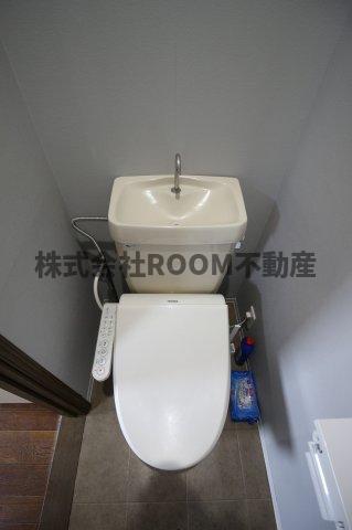 トイレ　コンパクトで使いやすいトイレです