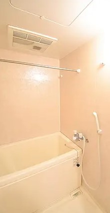 バス・シャワールーム　写真は別号室です。現況優先になります。