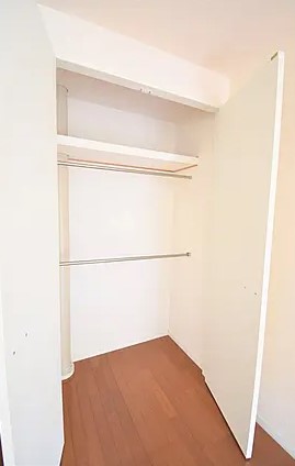 収納　写真は別号室です。現況優先になります。