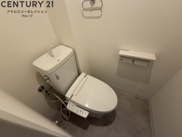 トイレ　シンプルで機能的なトイレです！