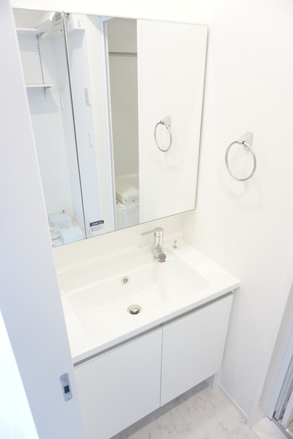 洗面設備　身支度に便利な洗髪洗面化粧台★