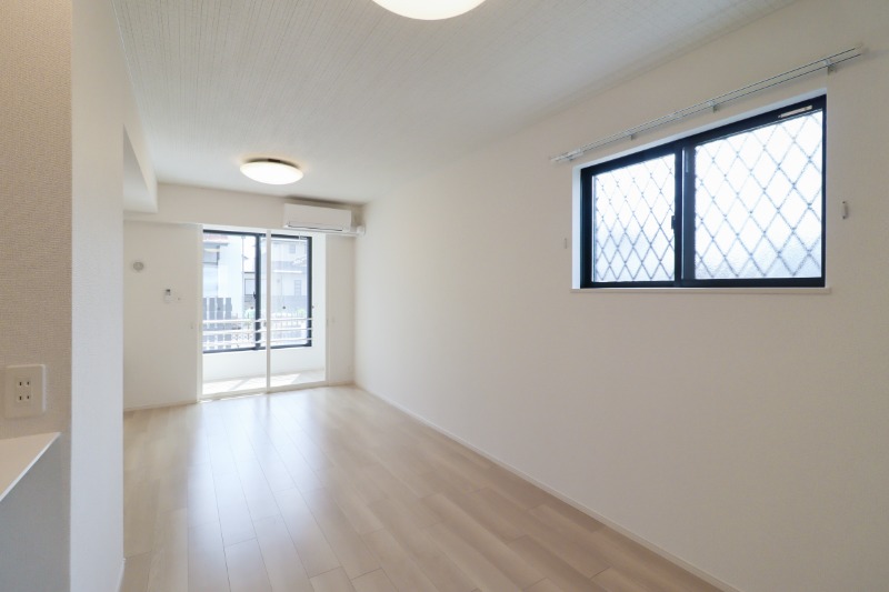 居室・リビング　図面と現状に相違がある場合には現状を優先