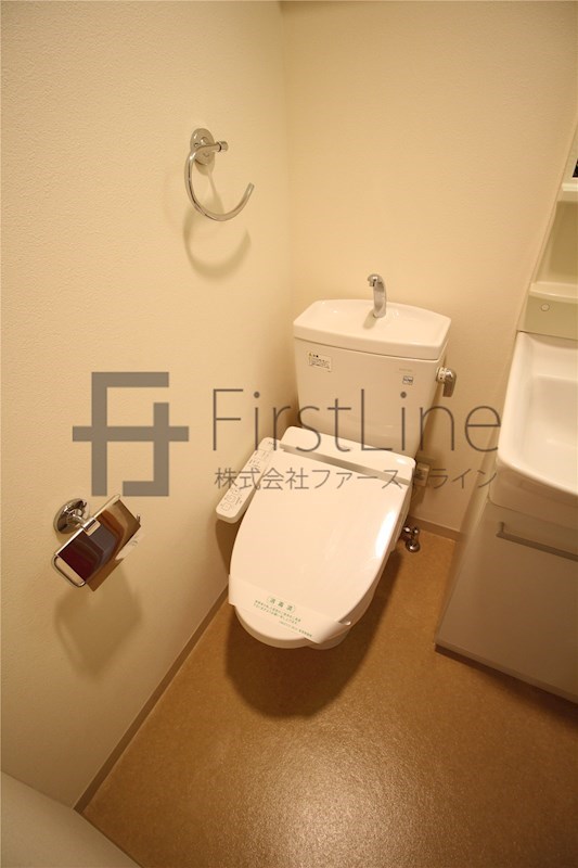 トイレ　別号室参考写真