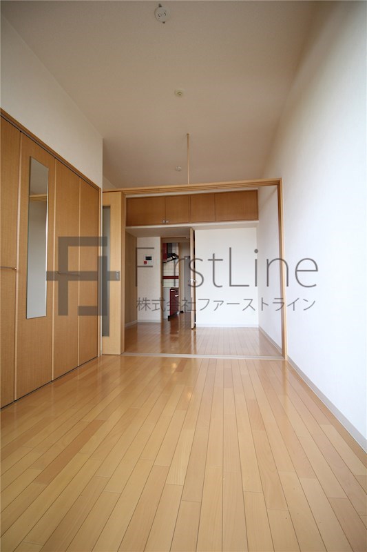 居室・リビング　別号室参考写真