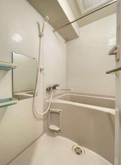 バス・シャワールーム　浴室です