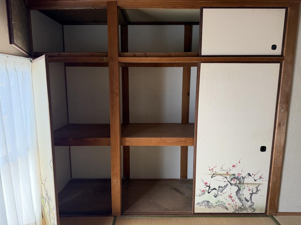 東富井4号棟の内装写真