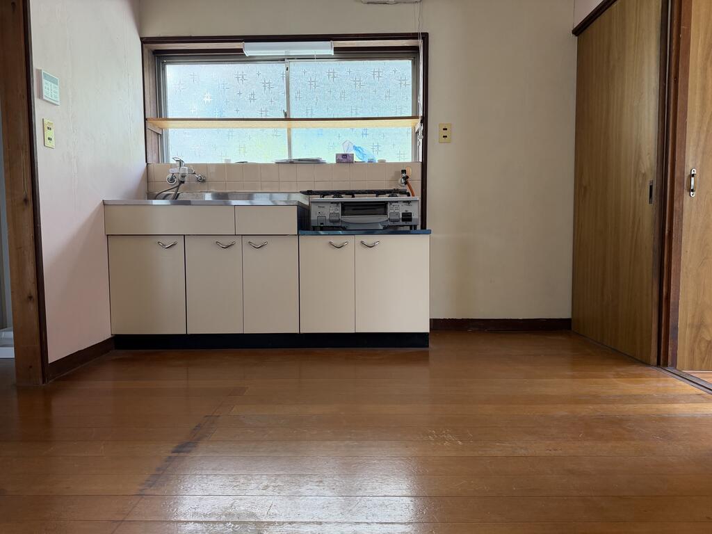 東富井4号棟のキッチン写真